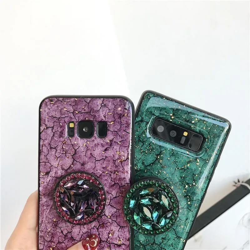 Funda Marmol para iPhone 14 Plus + Mica + Pompon + Sujetador