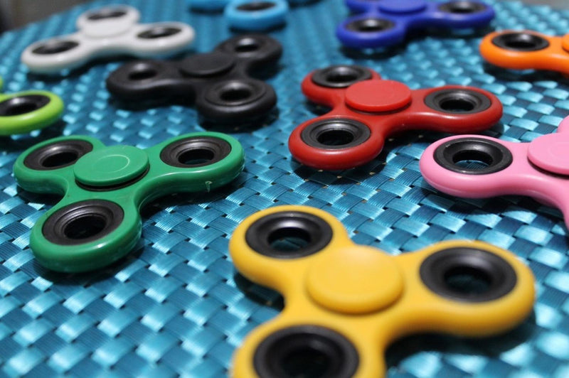 Lote 100 Spinner Fidget Hand Juguete Antiestres Niño Regalo